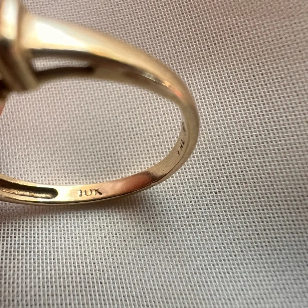 Vintage Solid 10k Natural Mined Diamond Flower Ring - Picture 5 of 8